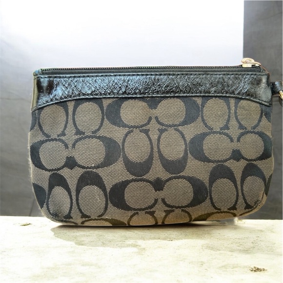 Coach Black Monogram Zippy Wristlet. EUC - Picture 3 of 7